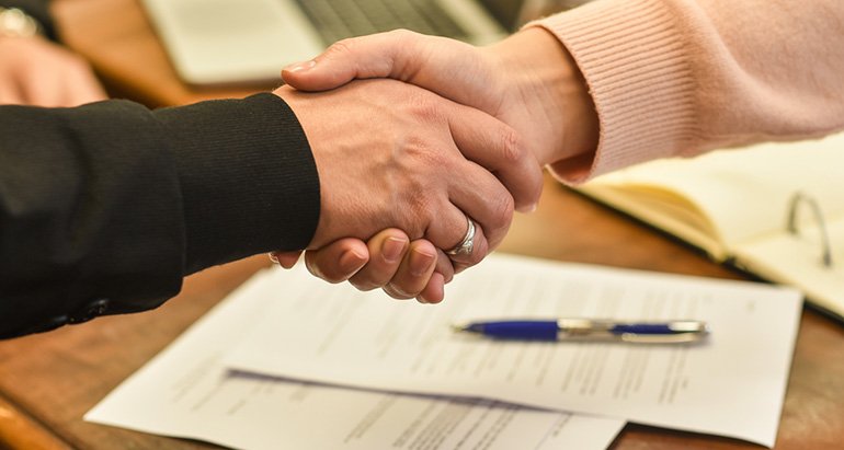 Търговски договор